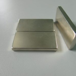 Square magnet